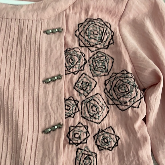 Fancy top - Picture 2 of 3